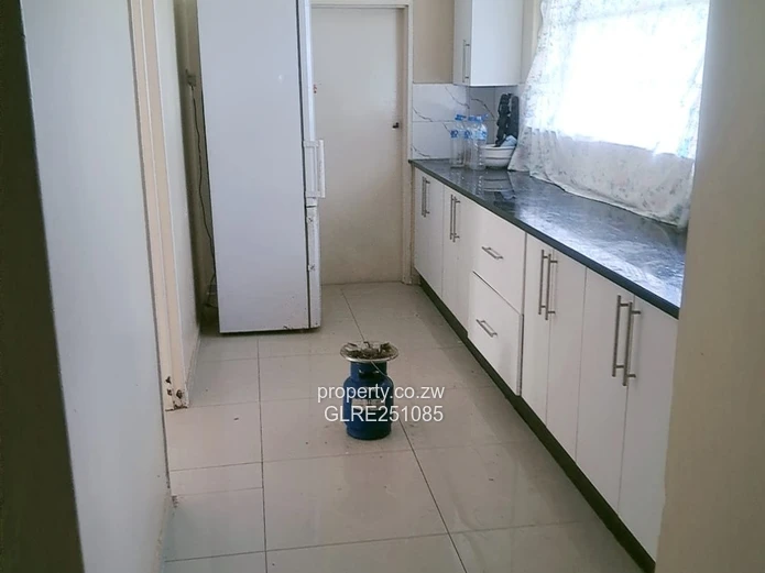Greendale, Harare East — 3-Bed on 3778 m² Estate