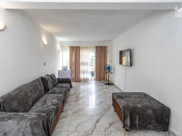 Flat & Apartment