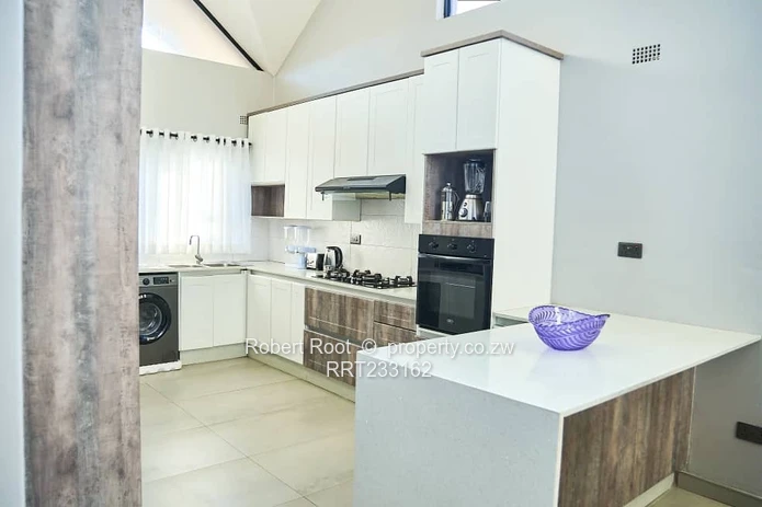 Fully Furnished 3-Bedroom Apartment in Avondale