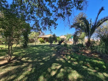 Farm & Agricultural Land