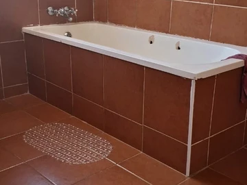 2 Bedroom Garden Flat