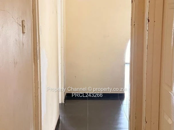 Mainway Meadows 3-Bed Brick Home - Modern Kitchen & Borehole