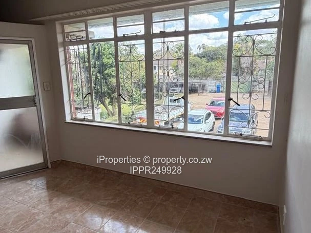 3-Bedroom Duplex with Private Garden 