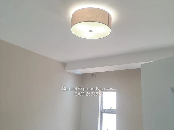 Arlington 4-Bed Townhouse Complex — Tiled Patio & Fitted Kitchen