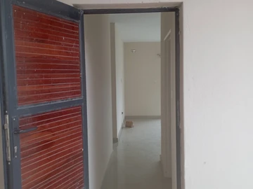 2 Bedroom Flat & Apartment