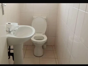 2 Bedroom Flat & Apartment