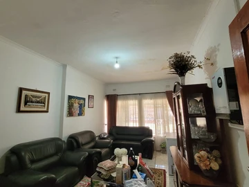 7 Bedroom House