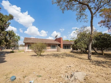 Stands & Residential Land