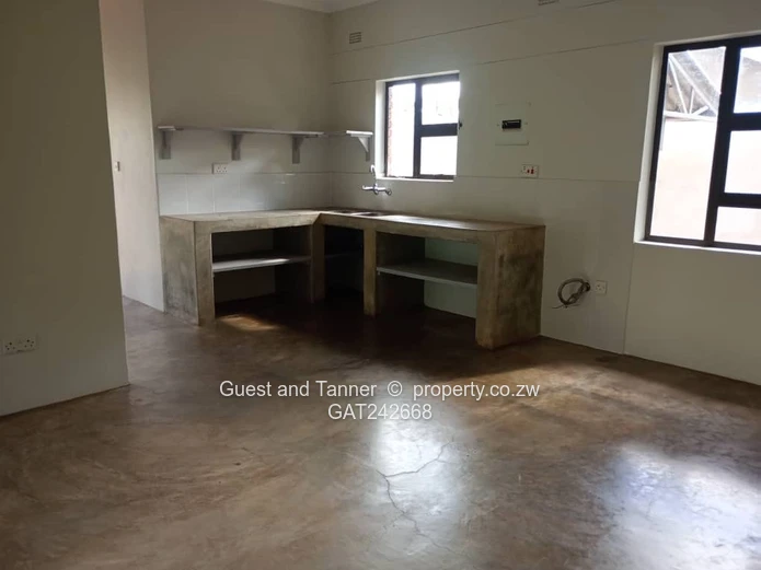 Beautiful Dual-Residence Property on 1,400sqm