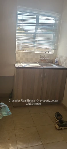A stunning one bedroomed bachelor's apartment located in Harare West for rental 