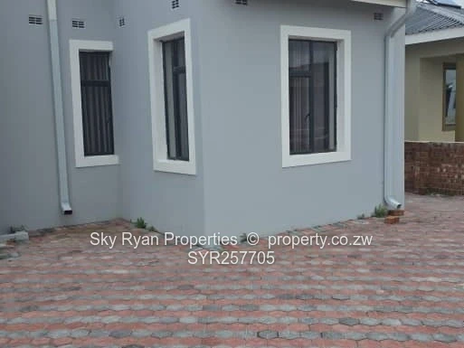 *TO LET: Arlington Cluster – Available NOW*