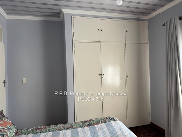 Comfortable Family Home In Matsheumhlope!
