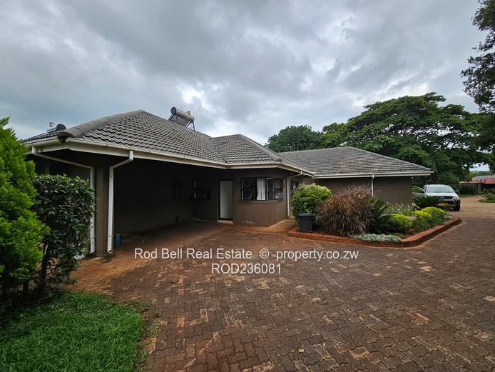 Modern and spacious home situated in quiet suburb