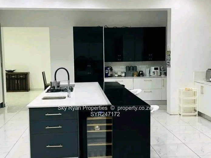 Gletwin House To Let