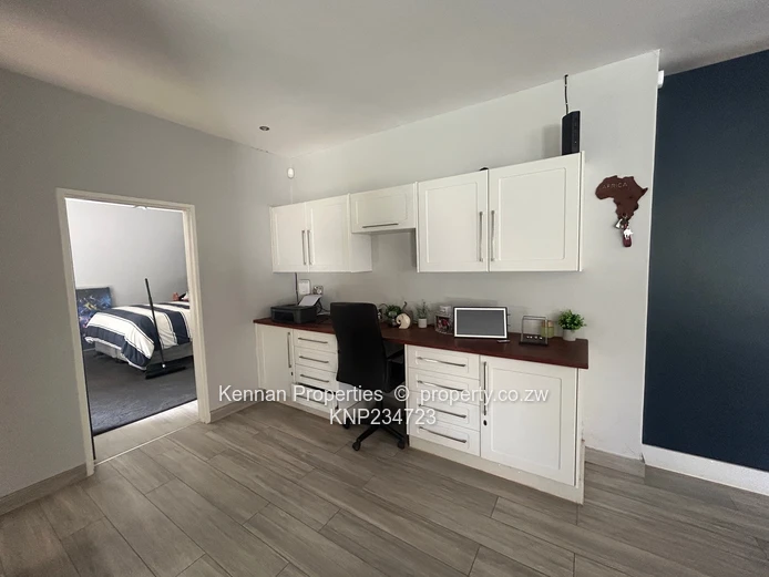 Upmarket Furnished 3 Bedroom Home in good area (Sole Mandate)