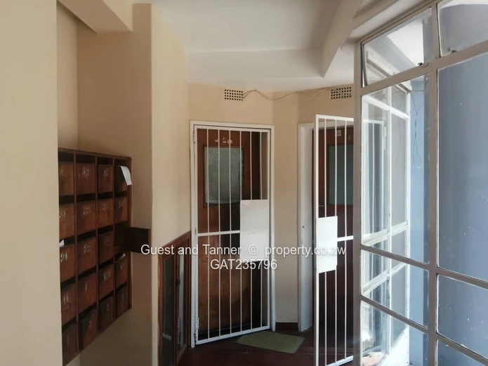 Flat For Sale In The Upper Avenues