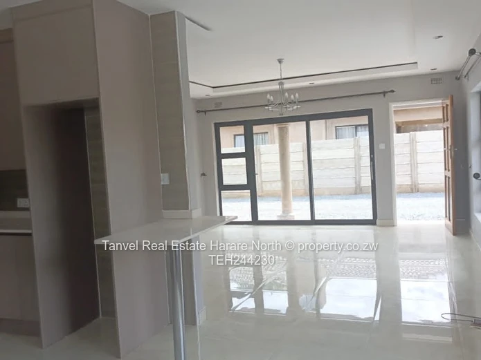 Strathaven:Available for Letting is a morden  3 bedroomed house with Mes, open plan kitchen, lounge 