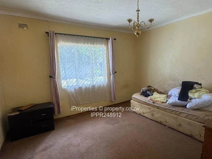 Golden Oldie Modern 5-Bedroom Home – Marlborough