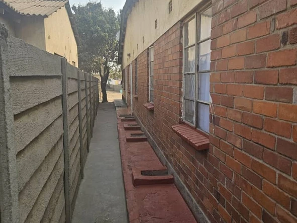 11 Bedroom House