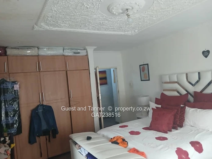 Mainway Meadows 3-Bedroom House for Sale - Modern Family Home with Title Deeds