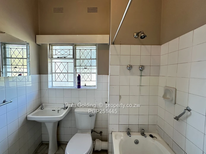 To Let | 2-bed flat US$850/month (Levies Included)