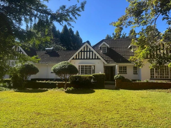 Greystone Park House To Let