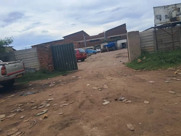 Commercial & Industrial Land