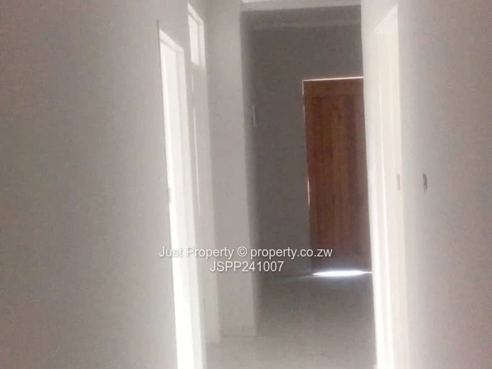 Beautiful House in Galloway Norton : To Rent