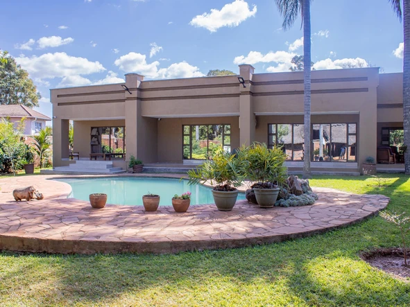 Helensvale Architectural Masterpiece for sale