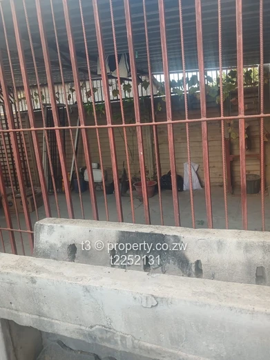 Neat 2-Bed Ruwa House with Carport 