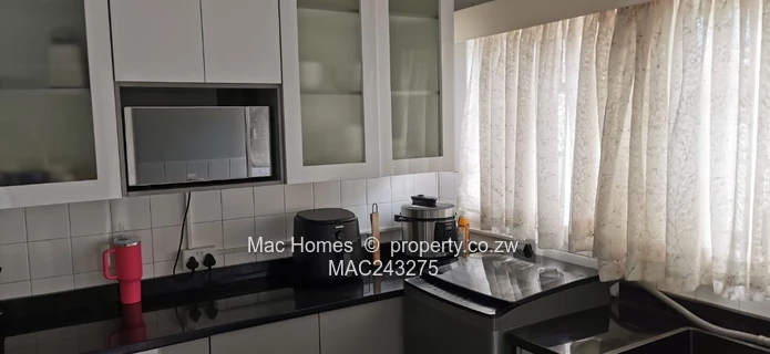 Avenues Finest- 2 bed Duplex Garden flat