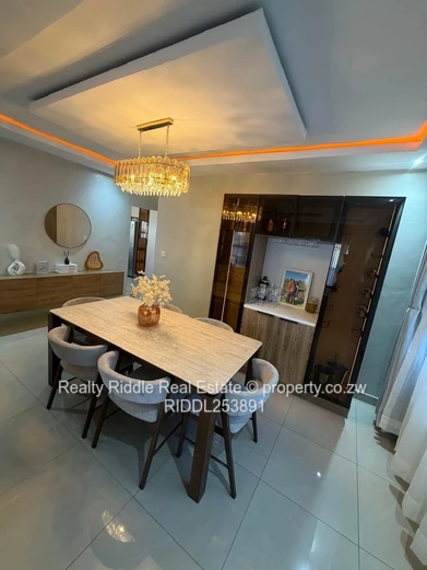 Spacious 4beds in Sunview Glaudina