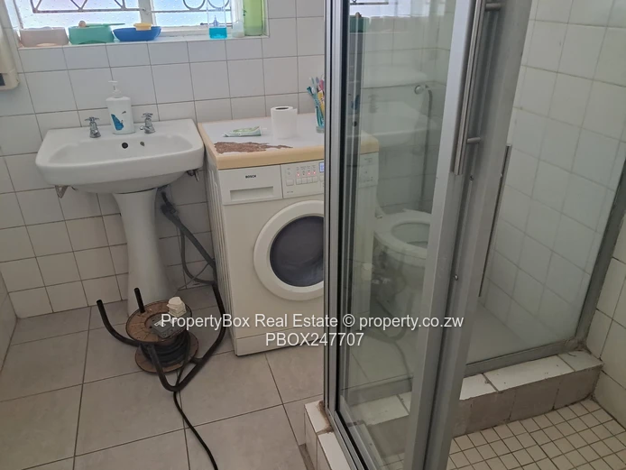 Eastlea 3 bed house for office use!