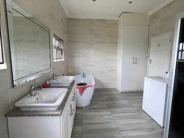 4 Bedroom Townhouse Complex