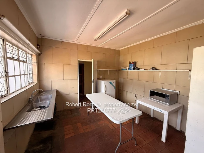 Prime Commercial  – Alexandra Park, Churchill Avenue