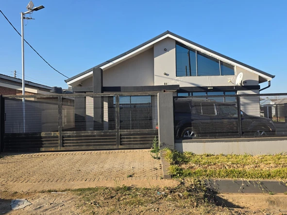 4 Bedroom House
