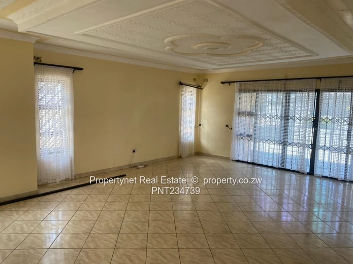 Neat modern family home!!!