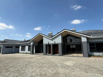3 Bedroom Townhouse Complex