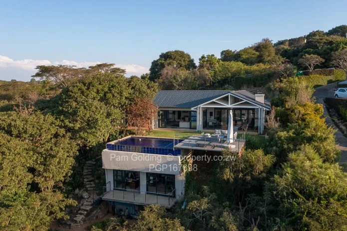 Contemporary Home On Price Drive - Exquisite Views