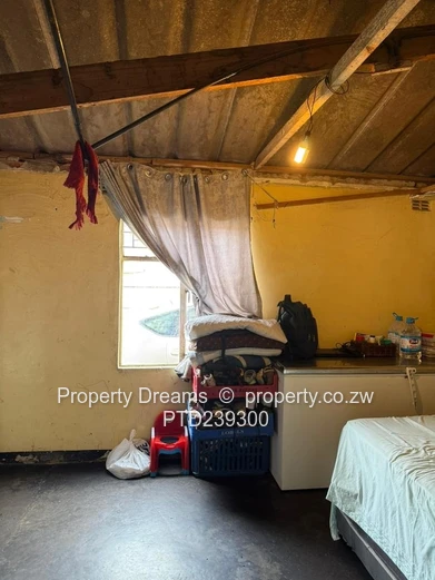 Zengeza 1, 3 bedroom house for sale