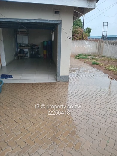 Zimre Park | House For Sale