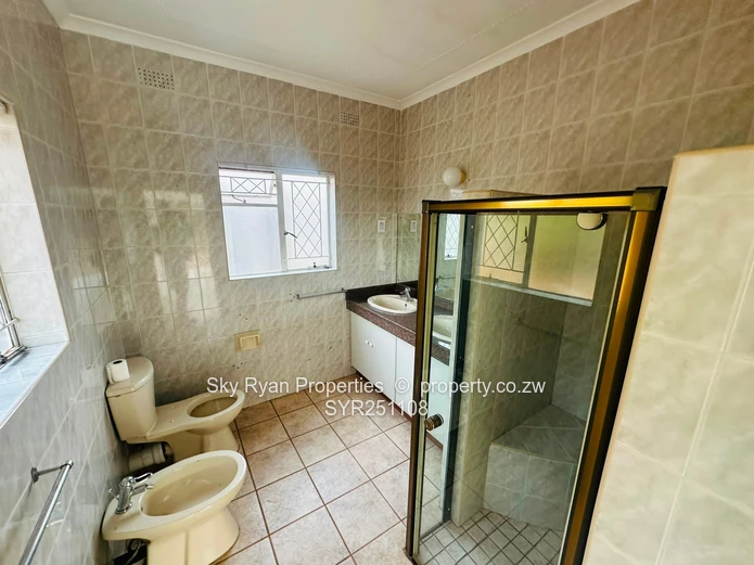 BEDROOM HOUSE TO LET AS OFFICES in mt pleasant 