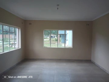 4 Bedroom Garden Flat