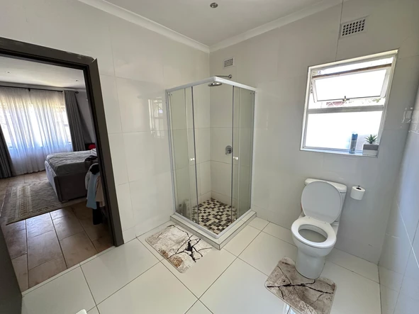 2 Bedroom Garden Flat