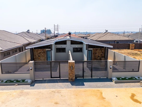 3 Bedroom Townhouse Complex