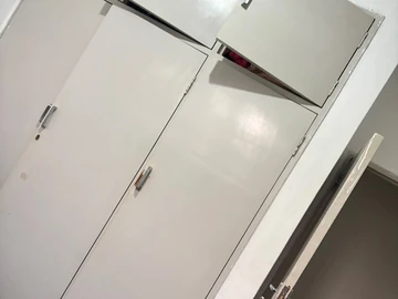2 Bedroom Flat & Apartment