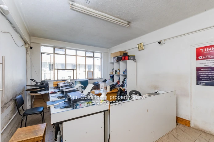 High Yielding Prime Commercial Building