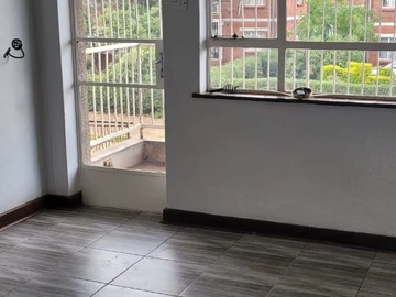 3 Bedroom Flat & Apartment