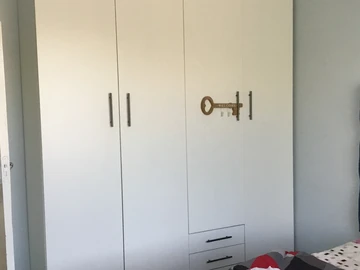 6 Bedroom House