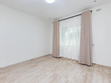 3 Bedroom Garden Flat